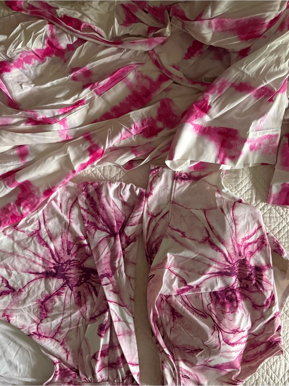 CAlia White and Pink Tie-Dye 2piece swimsuit with matching robe